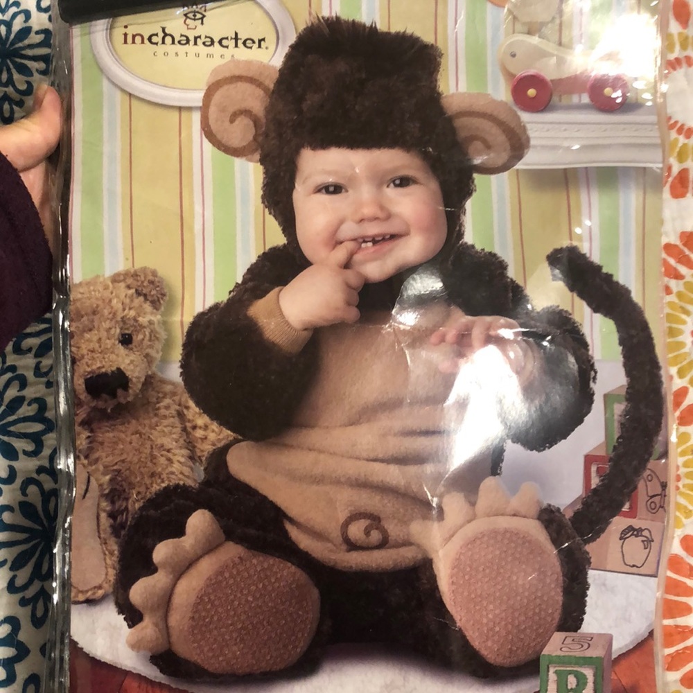 Cutest Lil’ Monkey Costume 12-18 months🙊🍌🧡